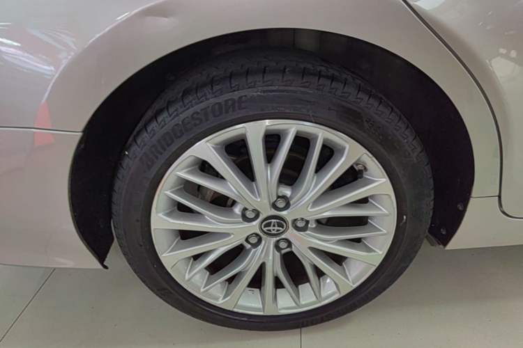 Used Toyota Camry 2019 Revised Version 2.5G Luxury Edition Right Rear Wheel Hub
