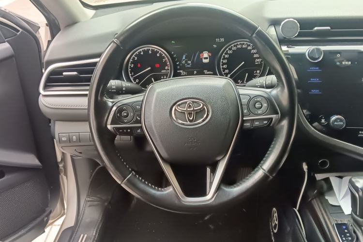 Used Toyota Camry 2019 2.5G Luxury Edition China VI Standard Steering Wheel