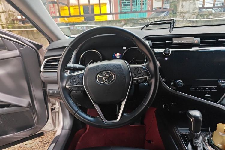 Used Toyota Camry 2019 2.5G Luxury Edition China VI Standard Steering Wheel