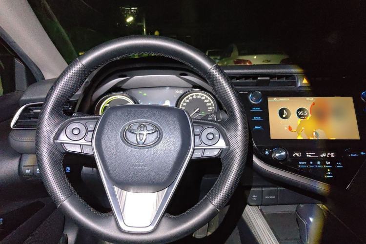Used Toyota Camry 2019 Dual-Engine 2.5 HG Luxury Edition China VI Standard Steering Wheel