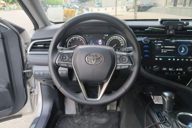Used Toyota Camry 2019 2.0G Luxury Edition China VI Standard Steering Wheel