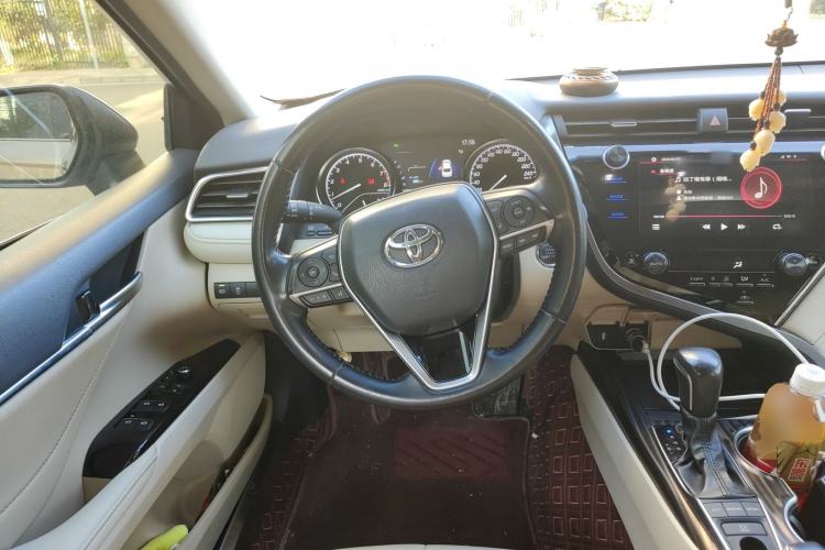 Used Toyota Camry 2019 2.5G Luxury Edition China VI Standard Steering Wheel