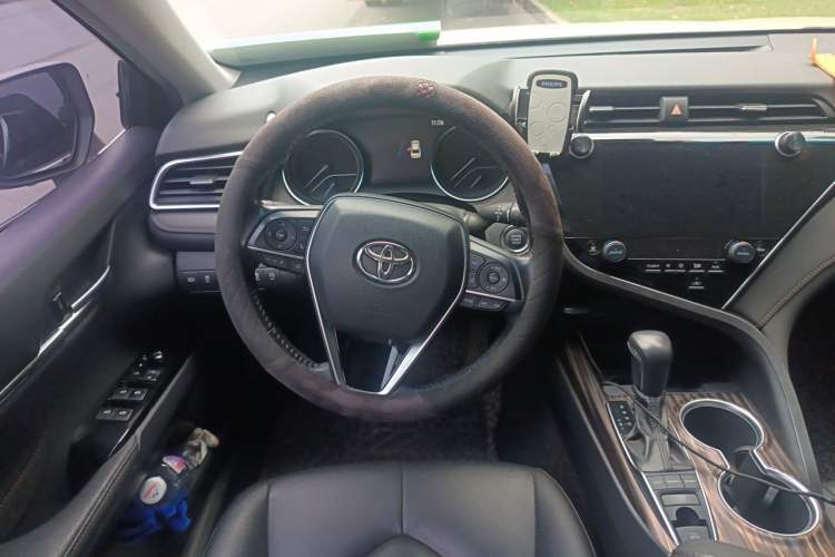 Used Toyota Camry 2019 2.5G Luxury Edition China VI Standard Steering Wheel