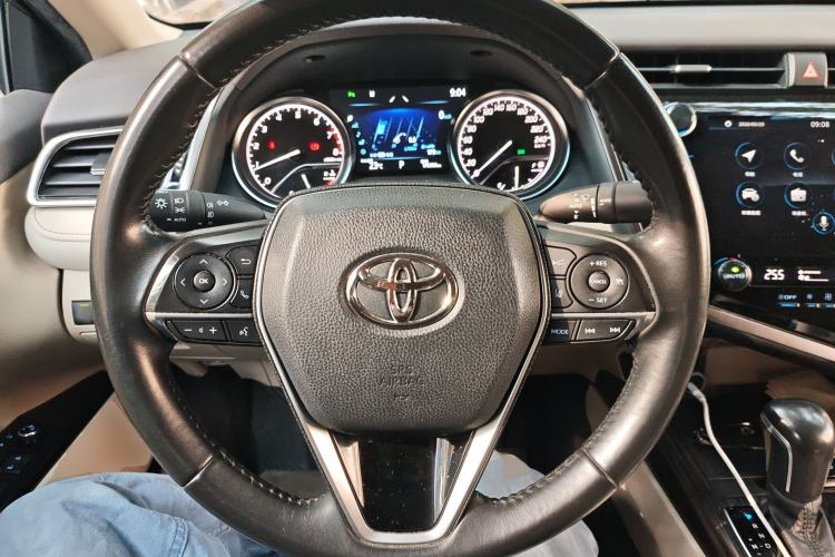 Used Toyota Camry 2019 2.0G Luxury Edition China VI Standard Steering Wheel