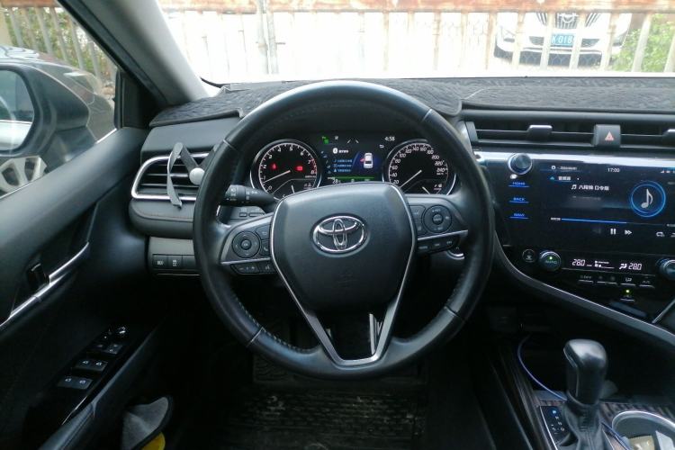Used Toyota Camry 2019 2.5G Luxury Edition China VI Standard Steering Wheel