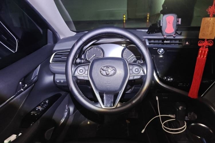 Used Toyota Camry 2019 2.5G Luxury Edition China V Standard Steering Wheel