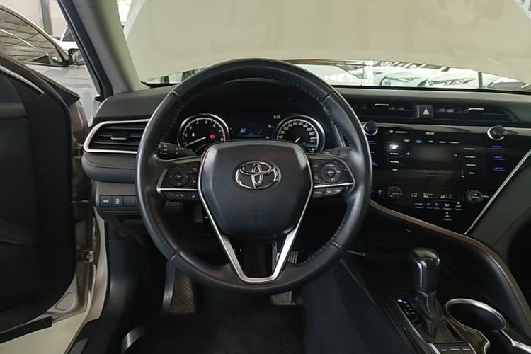 Used Toyota Camry 2019 Revised Version 2.5G Luxury Edition Steering Wheel