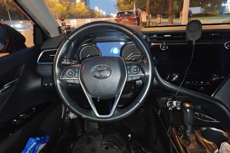 Used Toyota Camry 2019 2.0G Luxury Edition China VI Standard Steering Wheel