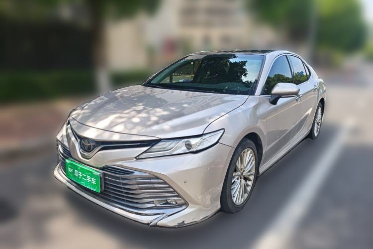 Used Toyota Camry 2019 Revised Version 2.5G Luxury Edition Guazi used car, China used car export, Used car for sale, Used  cars, Cheapest cars for sale