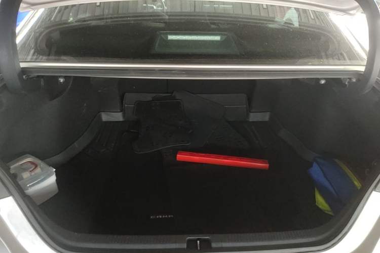 Used Toyota Camry 2019 2.5G Luxury Edition China VI Standard Trunk