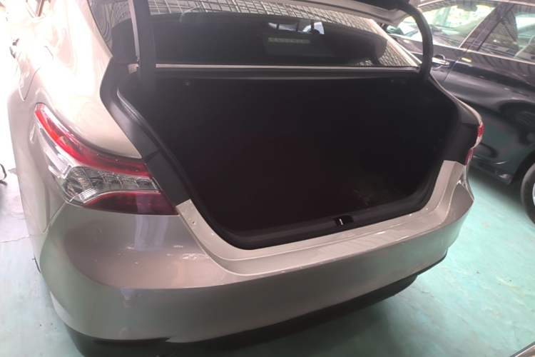 Used Toyota Camry 2019 Revised Version 2.5G Luxury Edition Trunk