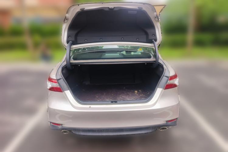 Used Toyota Camry 2019 2.5G Luxury Edition China VI Standard Trunk