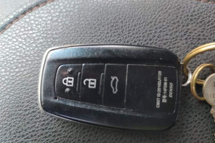 Used Toyota Camry 2019 Revised Version 2.5G Luxury Edition Vehicle Key