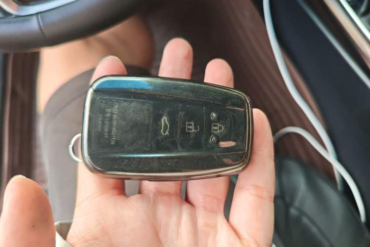 Used Toyota Camry 2019 Revised Version 2.5G Luxury Edition Vehicle Key