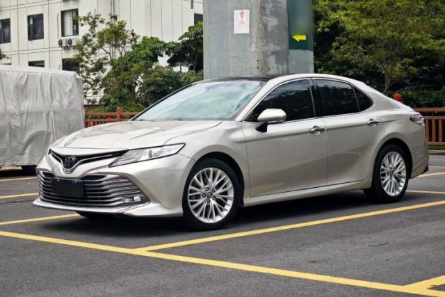 Used Toyota Camry 2019 Revised Version 2.5G Luxury Edition