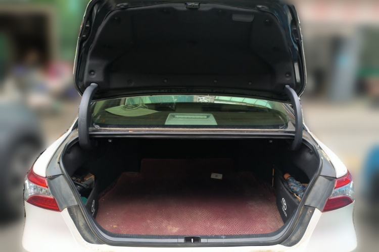 Used Toyota Camry 2019 Revised Version 2.0G Luxury Edition Trunk