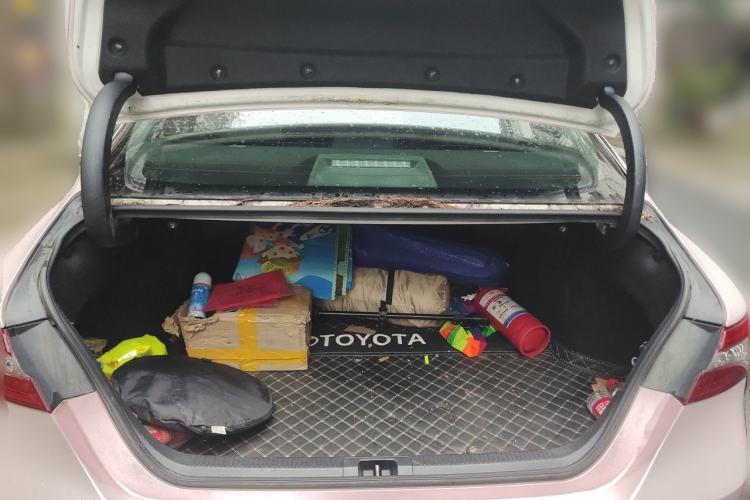 Used Toyota Camry 2019 Revised Version 2.0S Fēngshàng Edition Trunk