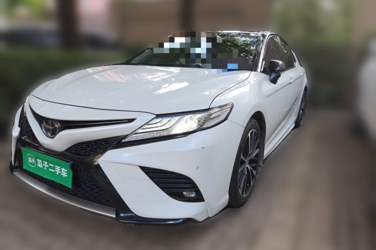Used Toyota Camry 2019 2.5S FENGSHANG Version China VI Standard Guazi used car, China used car export, Used car for sale, Used cars, Cheapest cars for sale