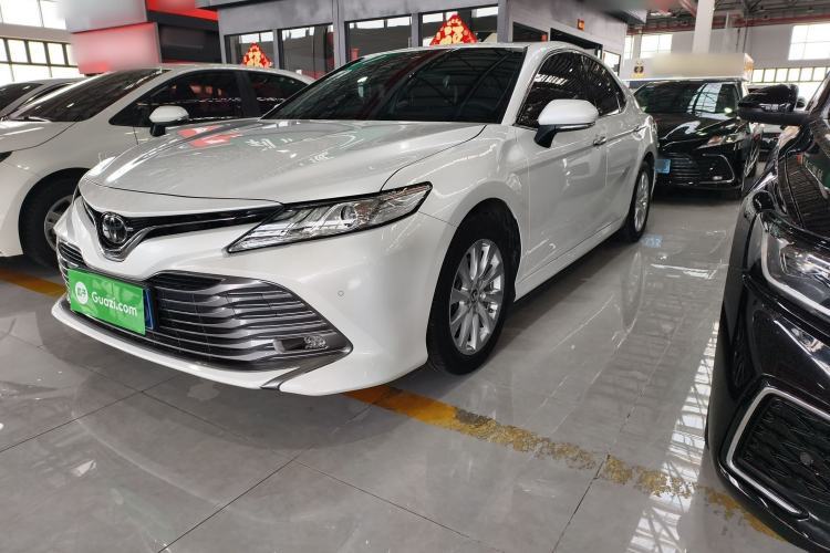 Used Toyota Camry 2019 Revised Version 2.0G Luxury Edition Guazi used car, China used car export, Used car for sale, Used  cars, Cheapest cars for sale