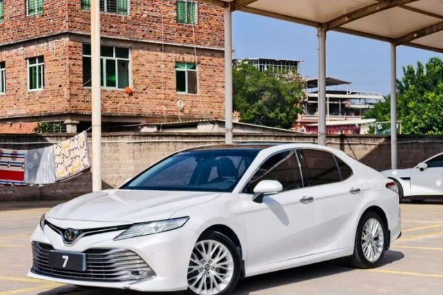 Used Toyota Camry 2019 2.5G Luxury Edition China VI Standard