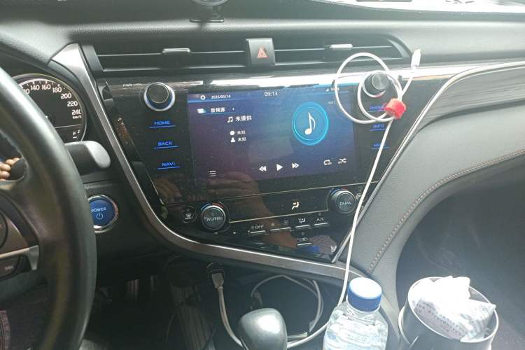 Used Toyota Camry 2019 Revised Version Dual-Engine 2.5 HG Luxury Edition Audio And AC Panel