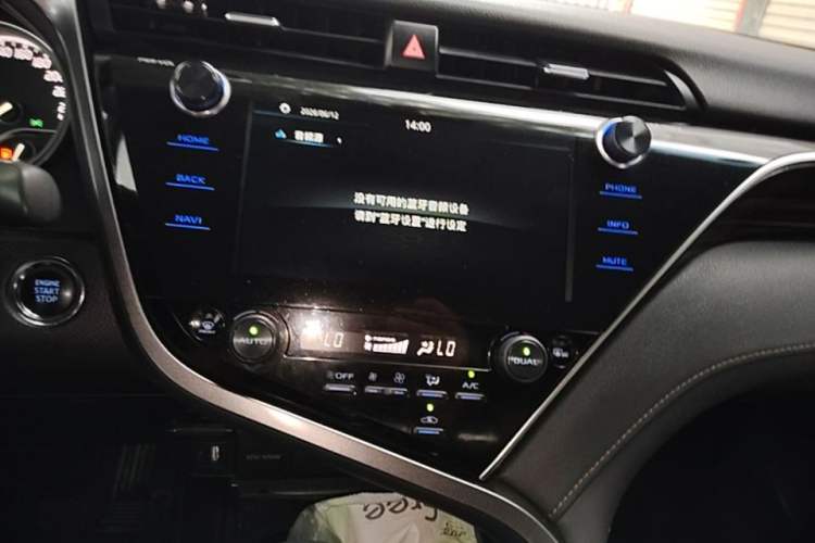 Used Toyota Camry 2019 2.0G Luxury Edition China VI Standard Audio And AC Panel