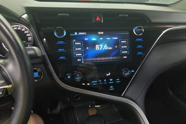 Used Toyota Camry 2019 Revised Version 2.5G Luxury Edition Audio And AC Panel