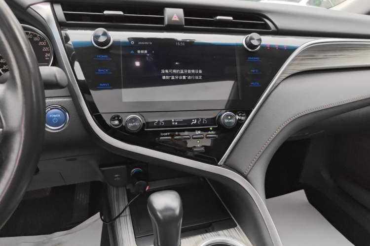 Used Toyota Camry 2019 Dual-Engine 2.5 HG Luxury Edition China VI Standard Audio And AC Panel