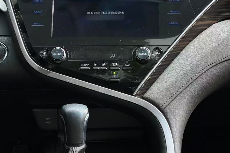 Used Toyota Camry 2019 Revised Version 2.0G Luxury Edition Audio And AC Panel