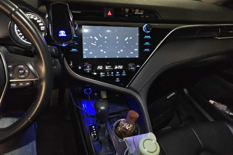 Used Toyota Camry 2019 2.0G Luxury Edition China VI Standard Audio And AC Panel