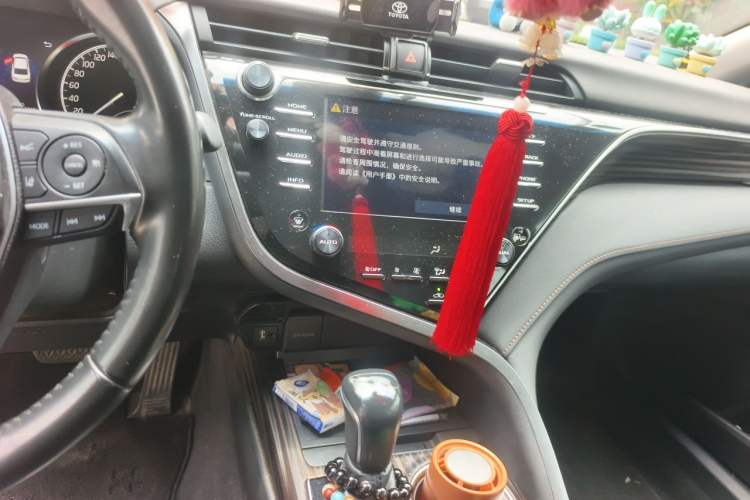 Used Toyota Camry 2019 2.5G Luxury Edition China V Standard Audio And AC Panel
