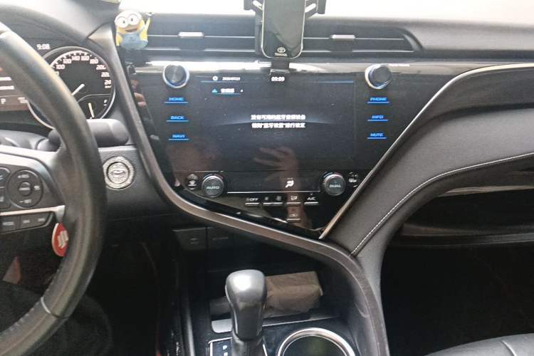 Used Toyota Camry 2019 2.5S FENGSHANG Version China VI Standard Audio And AC Panel