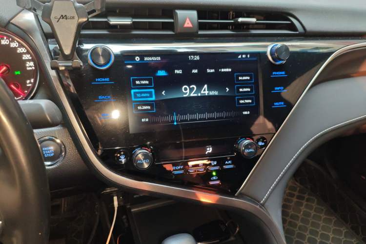 Used Toyota Camry 2019 2.5S FENGSHANG Version China VI Standard Audio And AC Panel