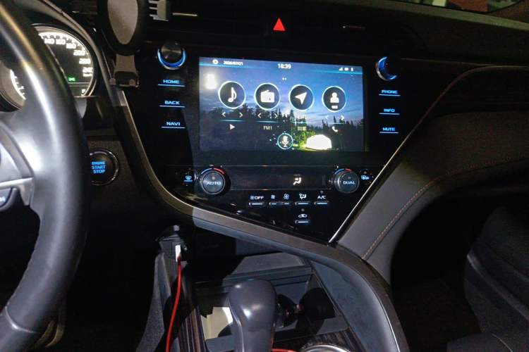 Used Toyota Camry 2019 2.0G Luxury Edition China VI Standard Audio And AC Panel