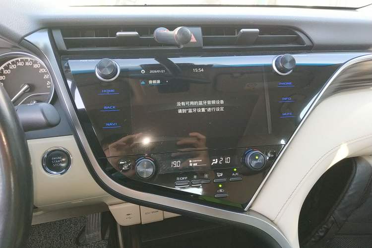Used Toyota Camry 2019 2.5G Luxury Edition China VI Standard Audio And AC Panel