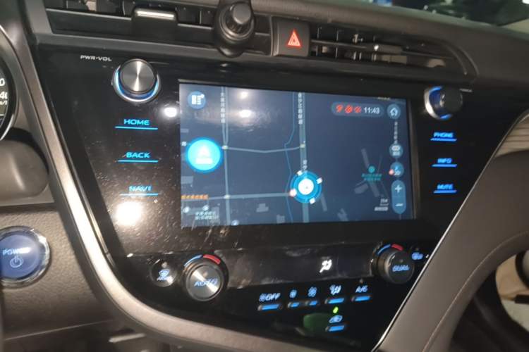 Used Toyota Camry 2019 Dual-Engine 2.5 HG Luxury Edition China VI Standard Audio And AC Panel
