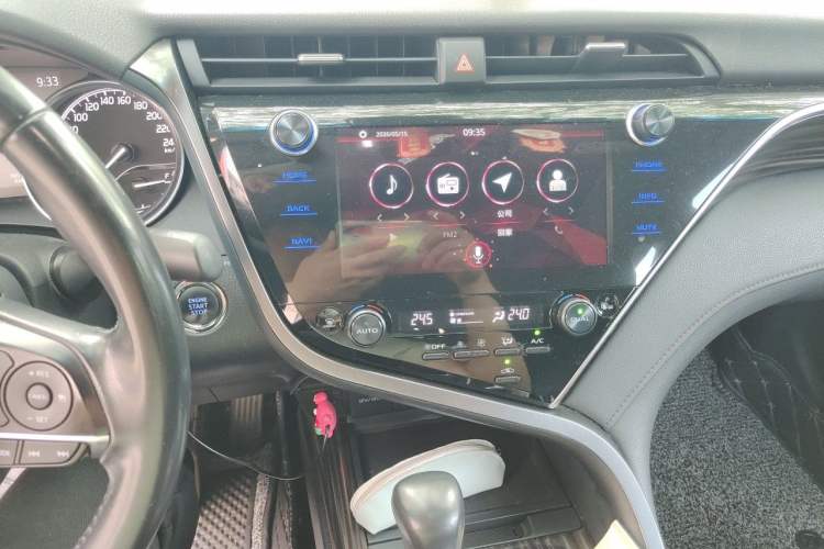 Used Toyota Camry 2019 2.5G Luxury Edition China V Standard Audio And AC Panel