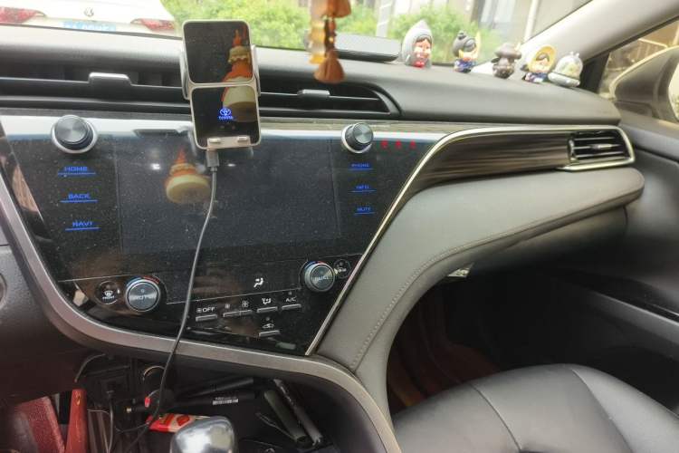 Used Toyota Camry 2019 2.5G Luxury Edition China VI Standard Audio And AC Panel