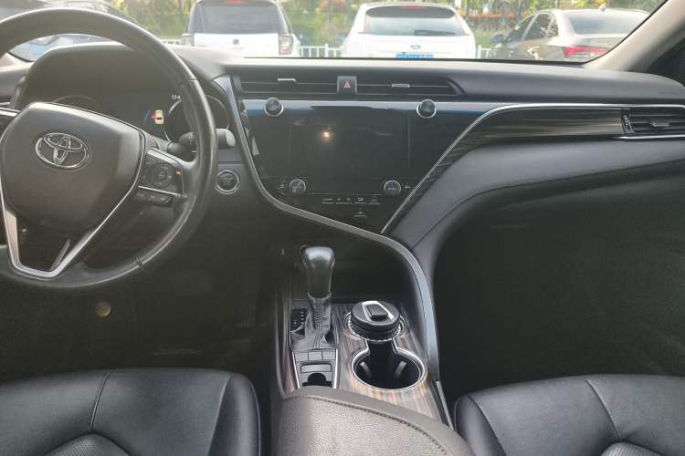 Used Toyota Camry 2019 2.5G Luxury Edition China VI Standard Audio And AC Panel
