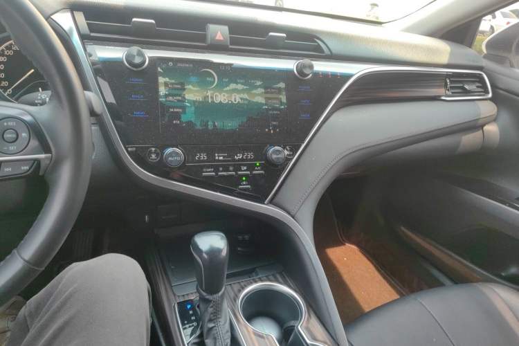 Used Toyota Camry 2019 Revised Version 2.5G Luxury Edition Audio And AC Panel