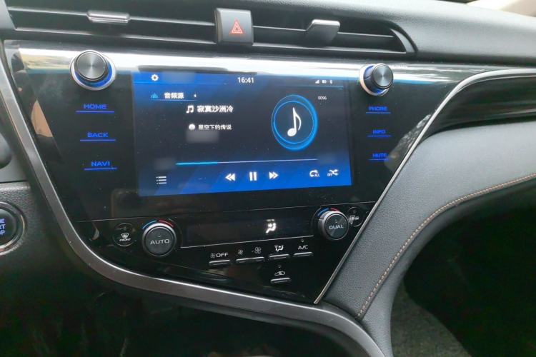 Used Toyota Camry 2019 Revised Version 2.0G Luxury Edition Audio And AC Panel