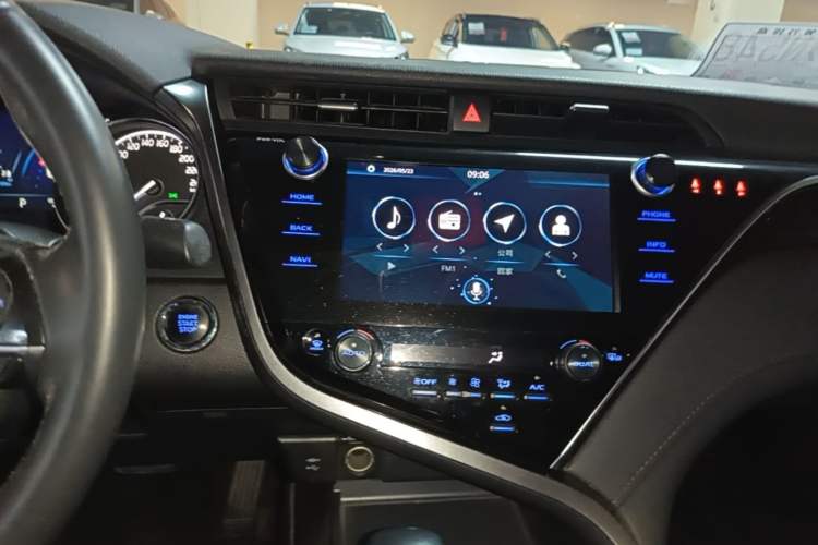Used Toyota Camry 2019 Revised Version 2.0G Luxury Edition Audio And AC Panel