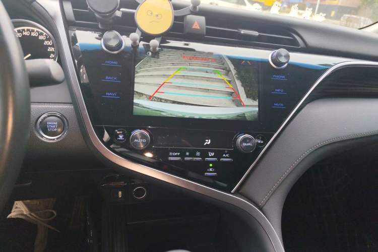 Used Toyota Camry 2019 Revised Version 2.0G Luxury Edition Audio And AC Panel