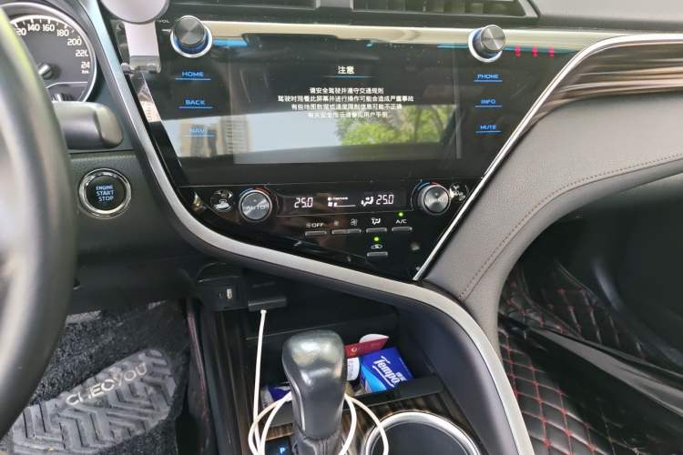 Used Toyota Camry 2019 Revised Version 2.0G Luxury Edition Audio And AC Panel
