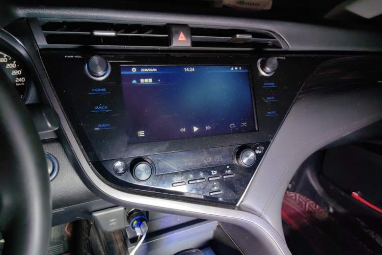 Used Toyota Camry 2019 Revised Version 2.0G Luxury Edition Audio And AC Panel