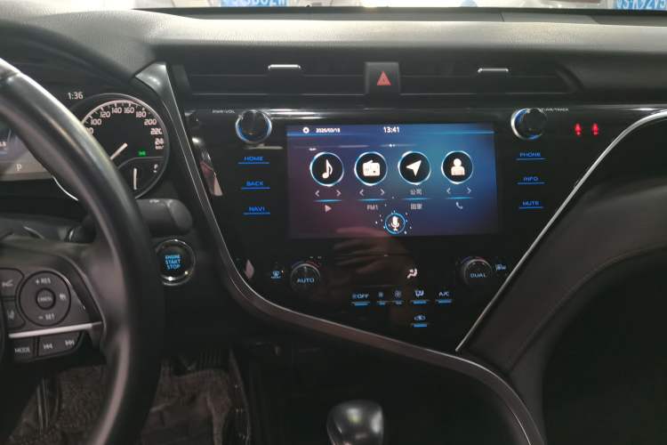 Used Toyota Camry 2019 Revised Version 2.5G Luxury Edition Audio And AC Panel