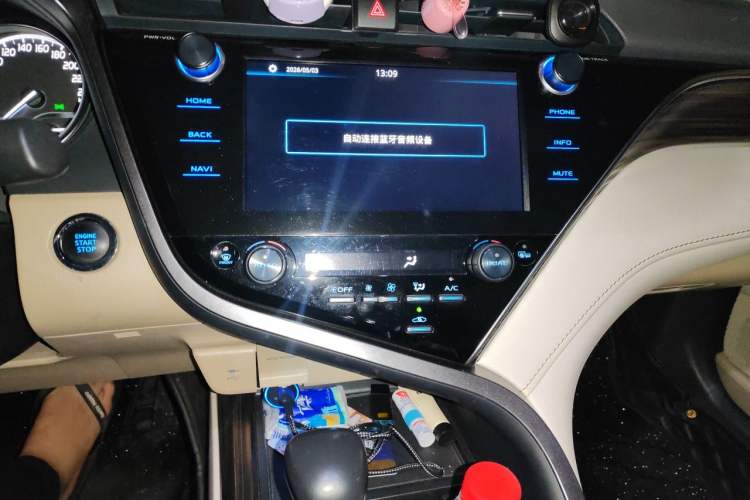 Used Toyota Camry 2019 2.5G Luxury Edition China VI Standard Audio And AC Panel