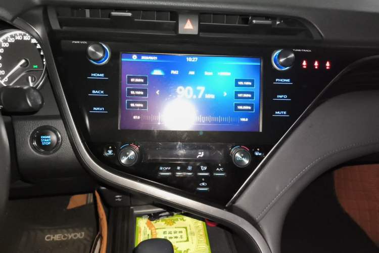 Used Toyota Camry 2019 Revised Version 2.0G Luxury Edition Audio And AC Panel