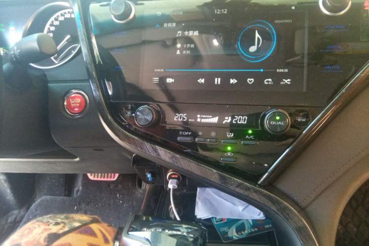 Used Toyota Camry 2019 Revised Version Dual-Engine 2.5 HG Luxury Edition Audio And AC Panel