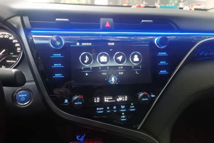 Used Toyota Camry 2019 Dual-Engine 2.5 HG Luxury Edition China VI Standard Audio And AC Panel